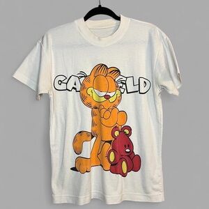 Vintage Garfield graphic t-shirt